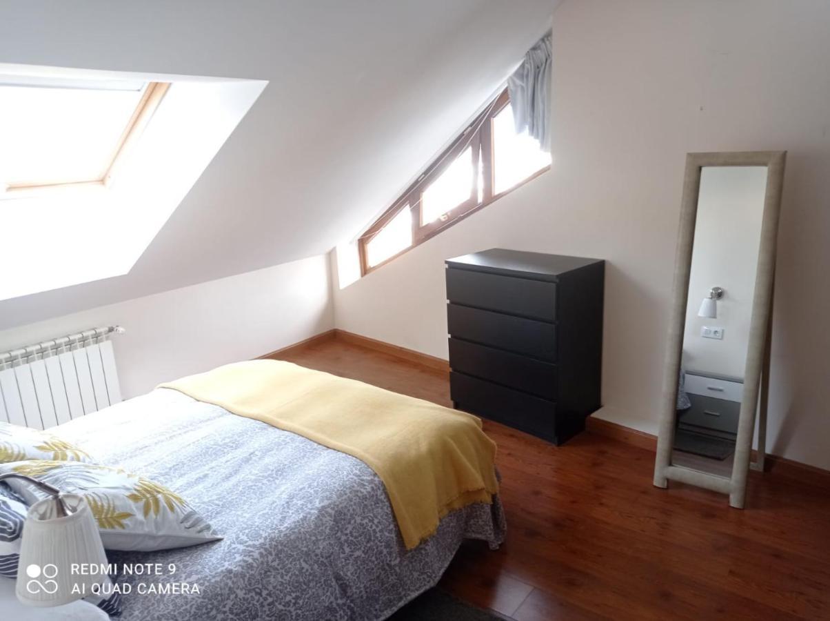 Atico Cine Colon Apartment Ribadeo Exterior photo