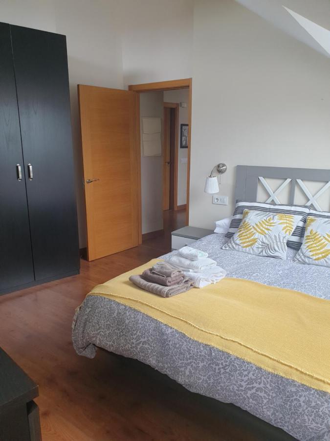Atico Cine Colon Apartment Ribadeo Exterior photo
